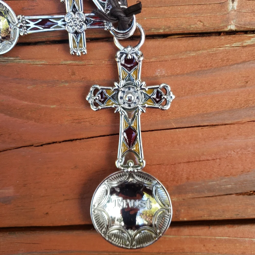 4-Piece CROSS Themed Measuring Spoon Set With Colorful Stained Glass Detail